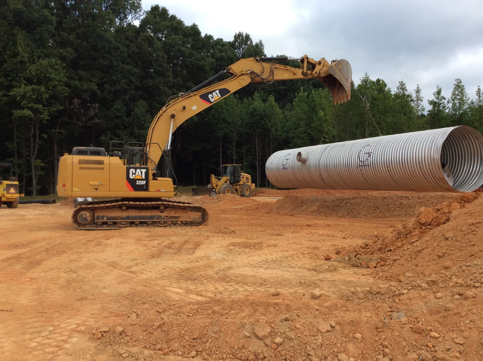 Triangle construction and utility equipment